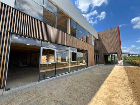 vente commerce louvres 95380 441m² à 1383m²
