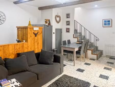 rare et charmante maison de village rénovée à marseillan
