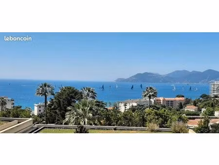 appartement avec une magnifique vue sur mer