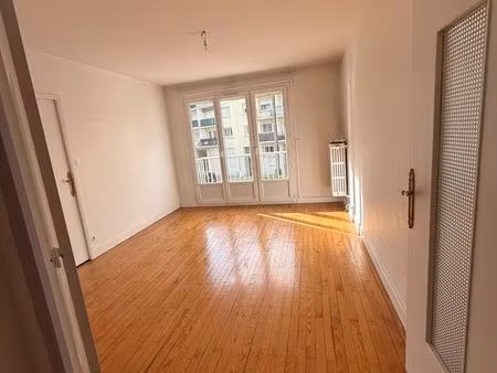 appartement 3 pièces 56m2