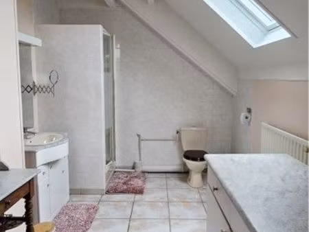 belle maison de 130 m2 au fond d’une impasse