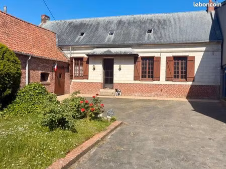 ancienne ferme avec dépendances et hangars