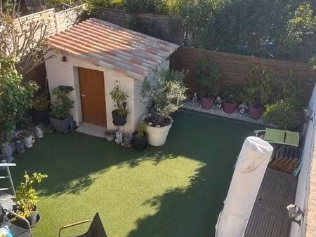 maison atypique avec dépendance