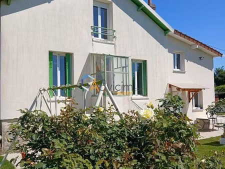 propriété 6 pièces 106 m²