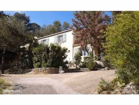 villa d'architecte avec gite au calme