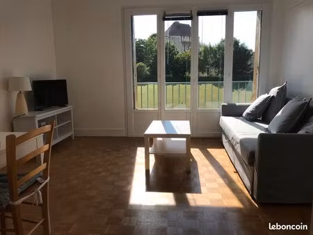 appartement 55m2 vue château