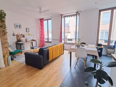 bel appartement 3 pièces meublé lumineux  56m²  entre saxe et jean macé