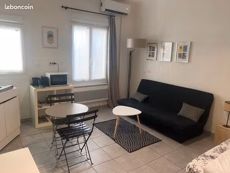 loue studio rue st antoine