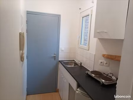 studio etudiant(e) 11 m2  amiens