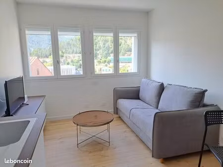 studio meublé refait à neuf