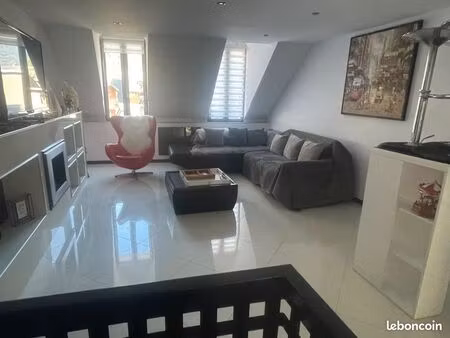 magnifique duplex au centre de luchon