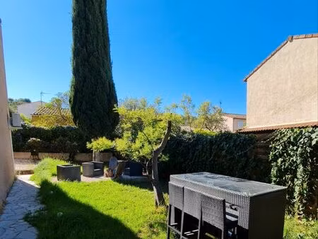 studio moderne au calme pour étudiant