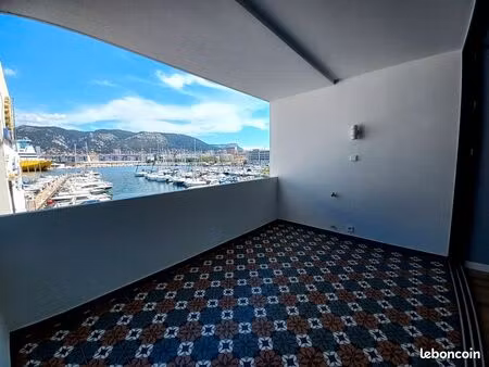 grand t4 mourillon  terrasse  vue mer