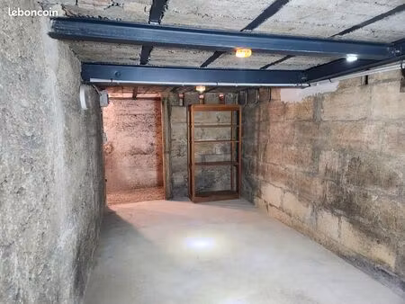 cave à louer - 13m2