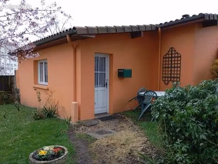 maisonnette meublée