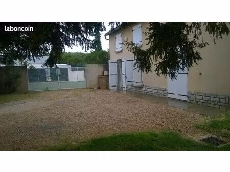 loue maison à yversay