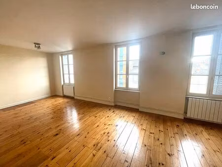 appartement 3 pièces 67 m²