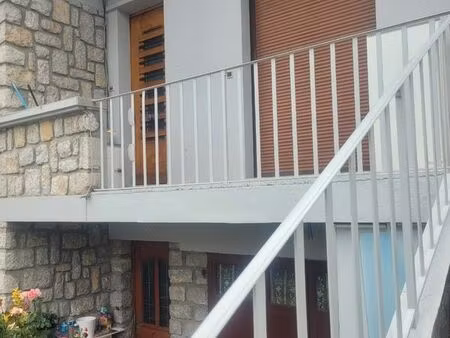 grand appartement t2 1er étage