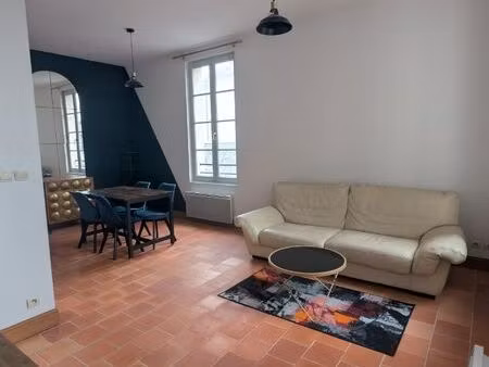 appartement meublé 52m2 hyper centre saumur