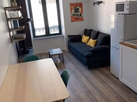 chambre toute équipée pour étudiante/jeune active dax centre
