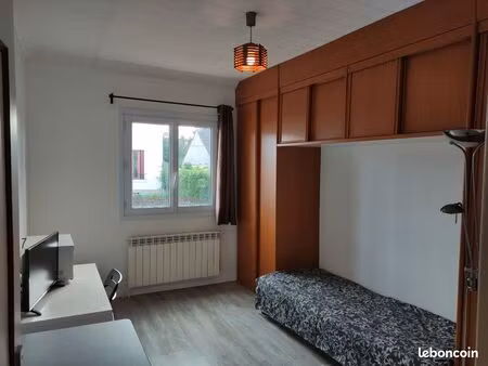 chambre meublée