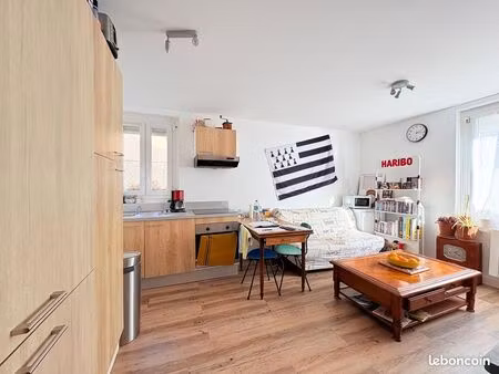 appartement t2 proche centre ville de locmine