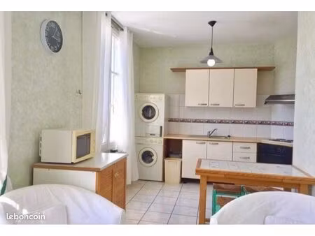 location chambre étudiante meublée tours centre