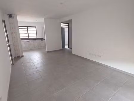 villa 3 pièces 83 m²