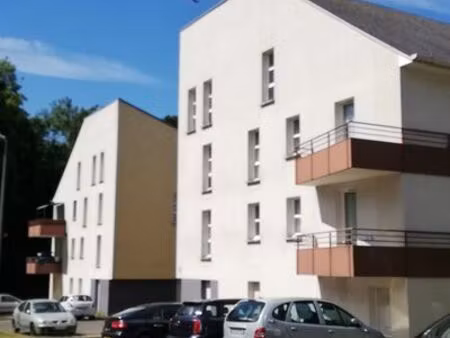 studio meublé dans residence avec parking a partir de septembre