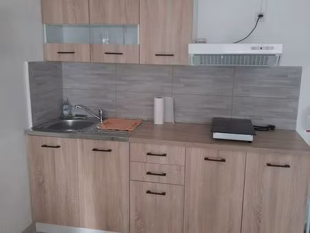 loue studio meublé
