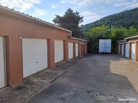 location garage fermé
