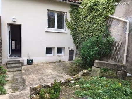 loue maison individuel plein centre ville poitiers