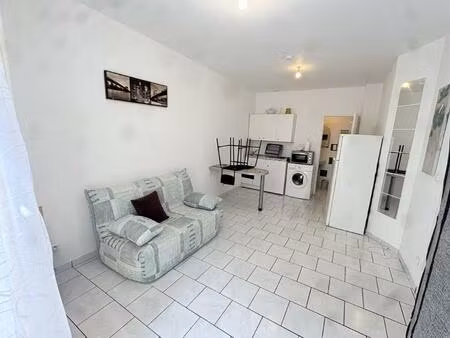location appartement 1 pièce 21m² tourves 83170