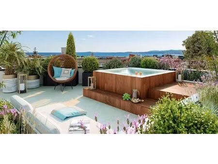 appartement de 4 pièces de luxe en vente à 06700  nice  provence-alpes-côte d'azur