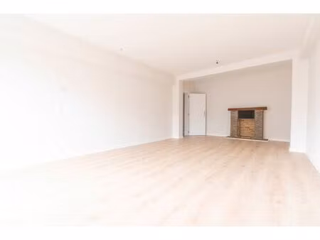 appartement à vendre avec garage et terrasse   ganshoren (vbe32585)