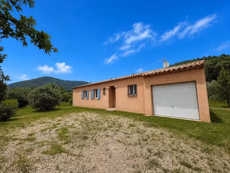 vente villa 5 pièces 110 m2 à les mayons