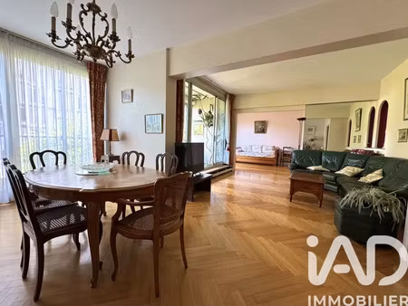 appartement à paris (75015)