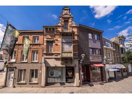huis te koop in boom met 5 slaapkamers