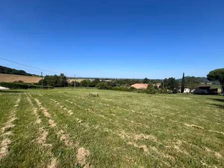 vente terrain  1800.00m²  lagarrigue