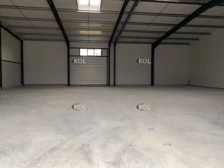location local d’activités carpentras 84200 2550m²