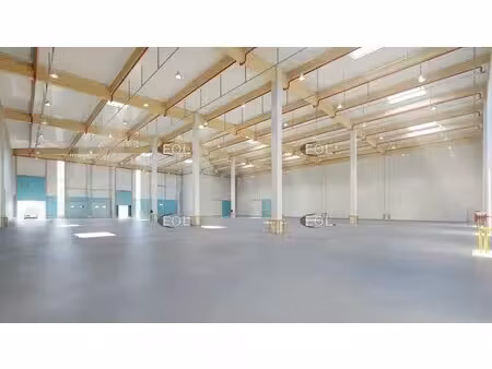 location entrepôt marignane 13700 18966m²