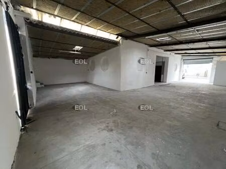location local d’activités marseille 13015 218m²