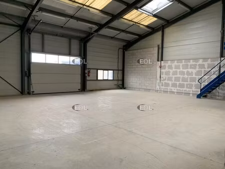 location local d’activités serignan du comtat 84830 360m²