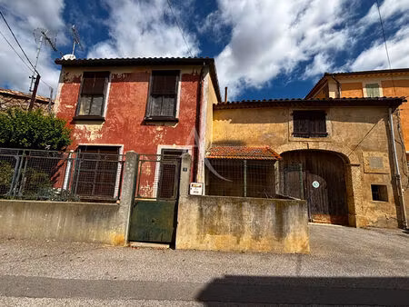 vente maison 6 pièces  191.00m²  cruscades