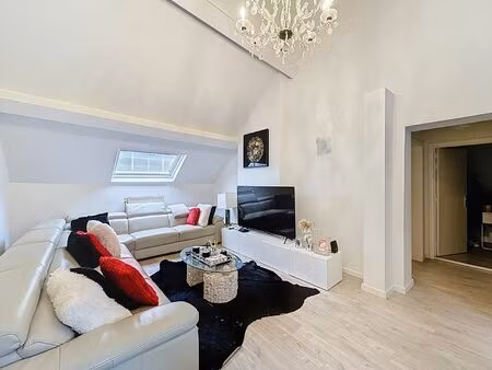 appartement à vendre à rue blaes 142/144 bruxelles (vbe32293)