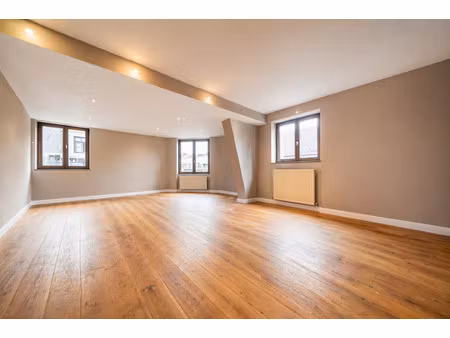 appartement à vendre à rue duquesnoy 31 bruxelles (vbe32411)