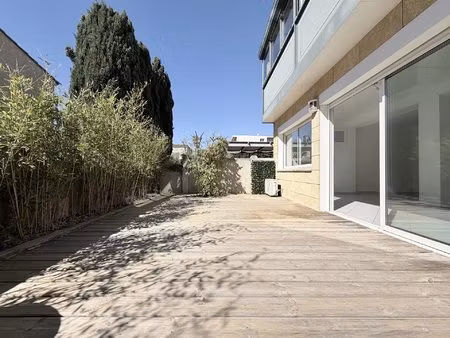 appartement avec terrasse & jardin - clos des plages - la ciotat
