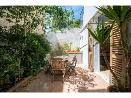 référence : 6866-cla - belle maison rénovée de type 5 avec terrasse à 10 minutes à pied de