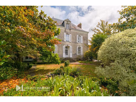 belle propriété de 190 m² en centre-bourg de la planche