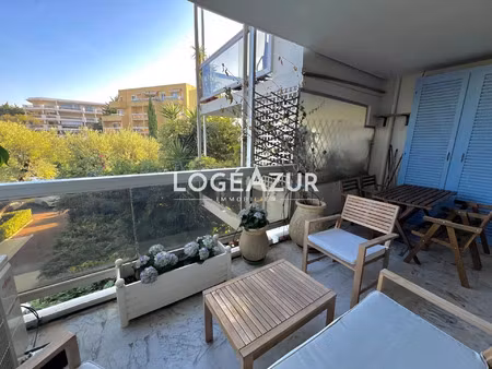 location appartement 2 pièces 47 m² à antibes (06160)